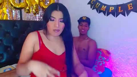 andrea andres couplehot online show from July 23, 2026, 6:44 am