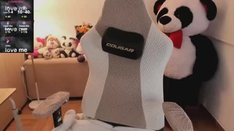 Snapshot of andrea_bonnie chatting on March 21, 2026, 10:09 am andrea_bonnie online show from March 21, 2026, 10:09 am