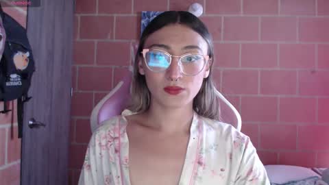 Andrea  online show from February 22, 2026, 3:21 pm