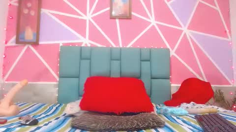 andrea ospina1 online show from January 23, 2025, 6:35 pm