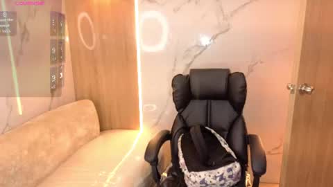 andrea_tasty_tf online show from July 6, 2026, 1:08 pm