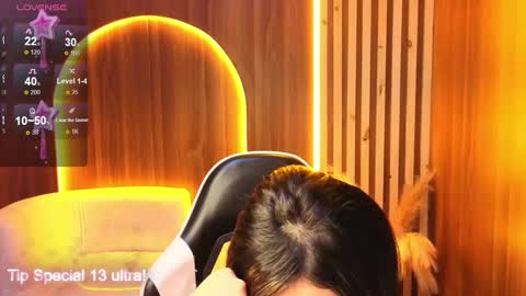 andrea_tx online show from March 4, 2026, 12:55 pm