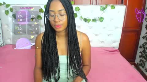 Snapshot of andrea_williams24 chatting on October 27, 2025, 12:20 pm Naomi Andrea Daviss online show from October 27, 2025, 12:20 pm