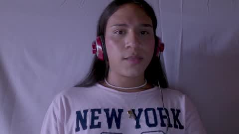 Andrea Fox online show from September 11, 2025, 9:59 pm