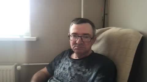 andreass60 online show from March 25, 2026, 7:36 am