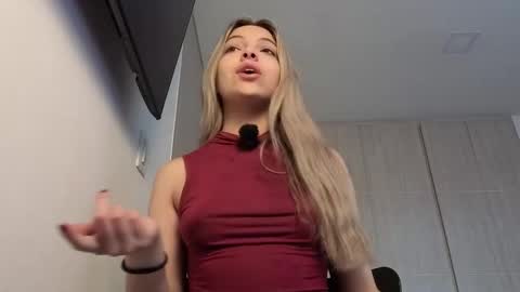 Snapshot of andreau_19 chatting on February 21, 2026, 1:34 pm andreau 19 online show from February 21, 2026, 1:34 pm