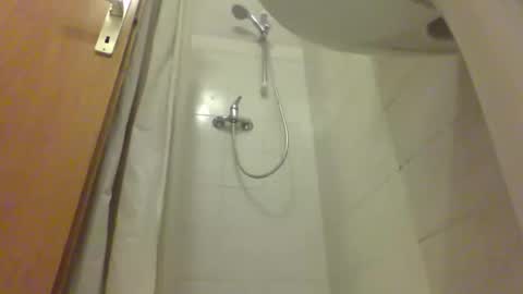 Andre online show from February 10, 2026, 5:17 pm