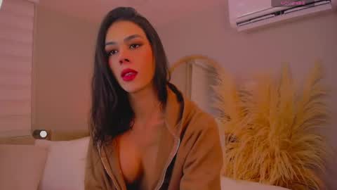 Snapshot of andreea_marin chatting on August 2, 2026, 11:36 pm andreea_marin online show from August 2, 2026, 11:36 pm