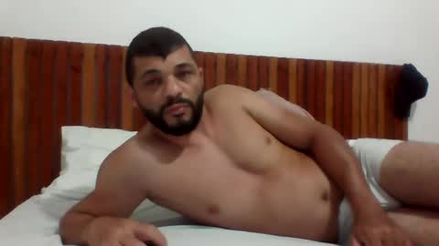 andreloko123 online show from February 8, 2025, 3:08 am
