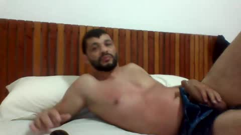 andreloko123 online show from February 18, 2025, 2:05 am