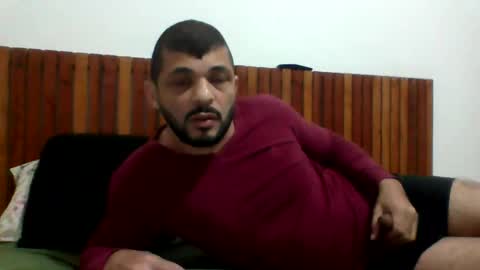 andreloko123 online show from May 12, 2026, 8:39 pm