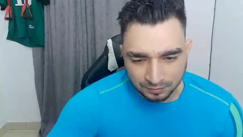 andres180950734 online show from June 8, 2026, 11:54 am