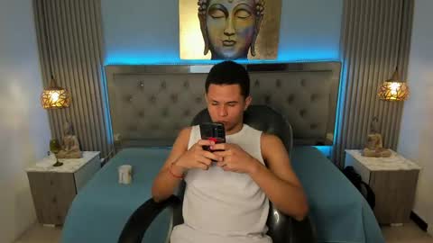 IM ANDRES online show from May 29, 2026, 3:37 am