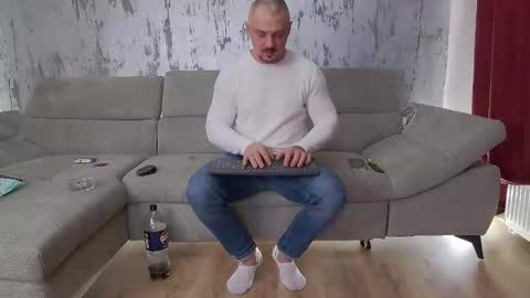 Snapshot of andres_dasli chatting on February 27, 2026, 10:10 pm andres_dasli online show from February 27, 2026, 10:10 pm