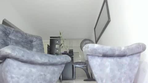 Snapshot of andresgiraldo1 chatting on February 1, 2025, 2:58 am Isa --------- online show from February 1, 2025, 2:58 am