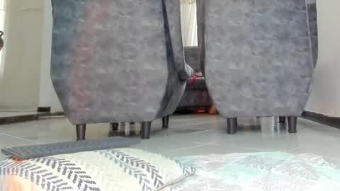 Snapshot of andresgiraldo1 chatting on March 1, 2025, 9:04 pm Isa --------- online show from March 1, 2025, 9:04 pm