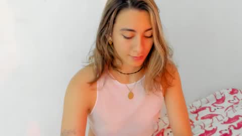 Snapshot of andresgiraldo1 chatting on March 8, 2025, 3:17 am Isa --------- online show from March 8, 2025, 3:17 am