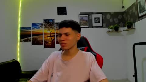 andrew_2811 online show from November 5, 2025, 6:57 am