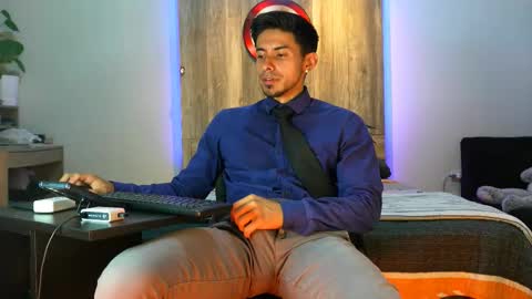 Andrew online show from February 15, 2026, 6:54 am