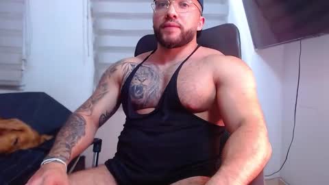 andrew_holden__ online show from February 20, 2026, 2:08 am