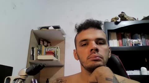 Snapshot of andrew_jaay chatting on November 18, 2025, 2:17 am andrew_jaay online show from November 18, 2025, 2:17 am