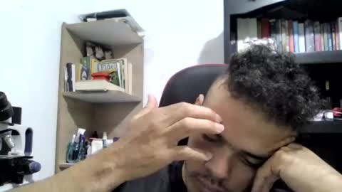 andrew_jaay online show from December 2, 2025, 2:01 pm