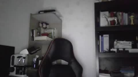 andrew_jaay online show from December 4, 2025, 1:26 am