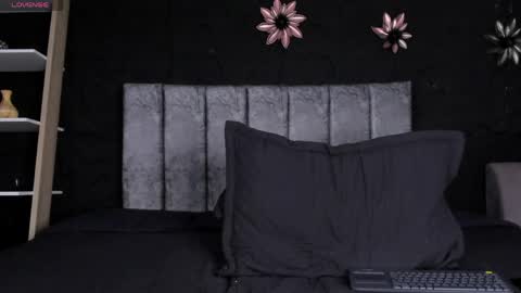 Andrew and Lizzy online show from April 19, 2026, 5:18 am