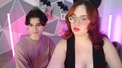 Andrew and Cherry online show from October 21, 2025, 12:33 am