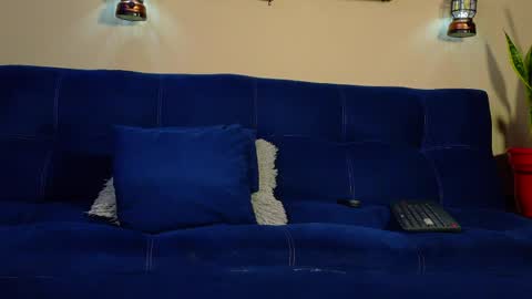 andrewfalcon_ online show from May 11, 2026, 4:04 pm