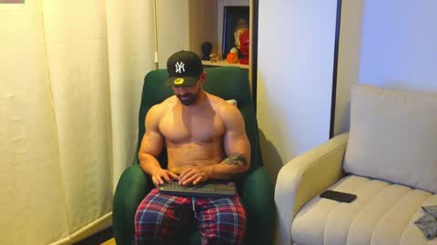 Andrew online show from December 6, 2024, 5:42 am