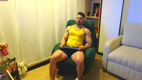 Andrew online show from December 8, 2024, 2:18 am