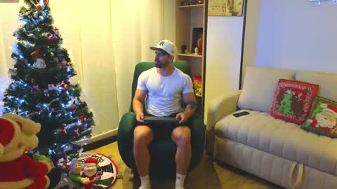 Andrew online show from December 19, 2024, 1:39 am