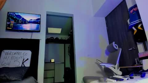 Andrew Johnson online show from November 27, 2025, 7:38 pm