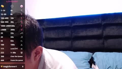 andrewmhilton_ online show from January 6, 2025, 5:52 am