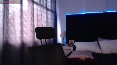 Snapshot of andrewmhilton_ chatting on March 23, 2026, 6:45 pm andrewmhilton_ online show from March 23, 2026, 6:45 pm