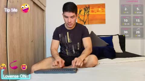 Snapshot of andrewstelee chatting on October 31, 2025, 3:46 pm andrewstelee online show from October 31, 2025, 3:46 pm