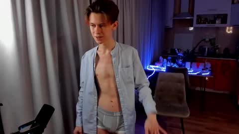 Andrew online show from February 27, 2025, 7:26 pm