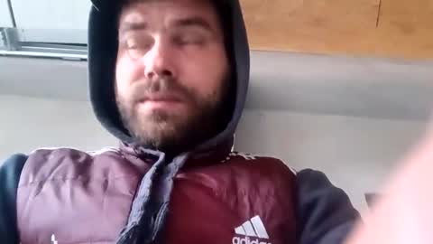 Snapshot of andrey21q chatting on October 7, 2025, 8:22 am andrey21q online show from October 7, 2025, 8:22 am