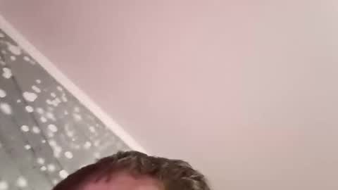 Snapshot of andrey21q chatting on December 3, 2025, 5:33 pm andrey21q online show from December 3, 2025, 5:33 pm