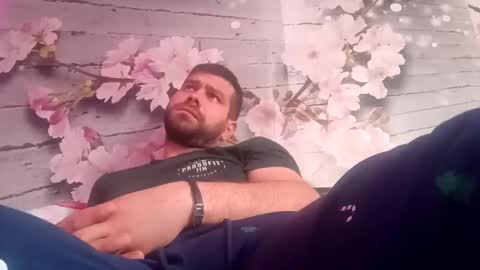 Snapshot of andrey21q chatting on January 10, 2026, 11:23 am andrey21q online show from January 10, 2026, 11:23 am