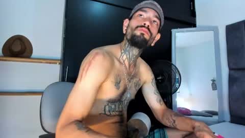 Snapshot of andrey_harris chatting on June 26, 2026, 10:58 pm andres online show from June 26, 2026, 10:58 pm