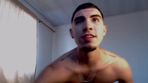 andriuhot066 online show from December 3, 2024, 9:34 pm