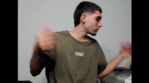 andriuhot066 online show from December 21, 2024, 1:26 am