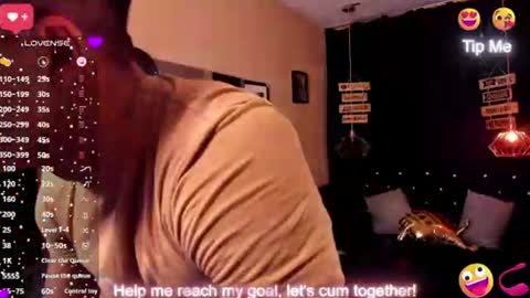 Snapshot of andrius_24 chatting on June 18, 2026, 11:31 pm online show from June 18, 2026, 11:31 pm