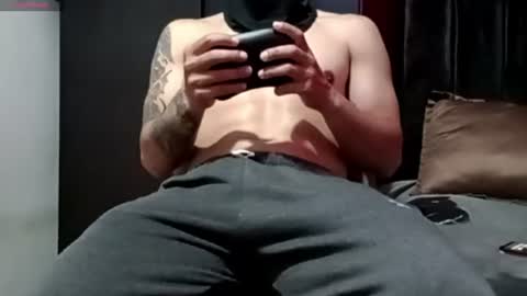 androd666 online show from August 3, 2026, 2:33 pm