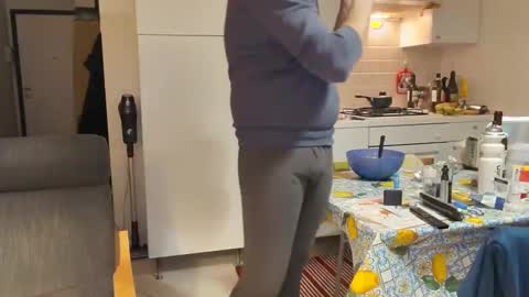 androx77 online show from February 26, 2025, 6:00 pm