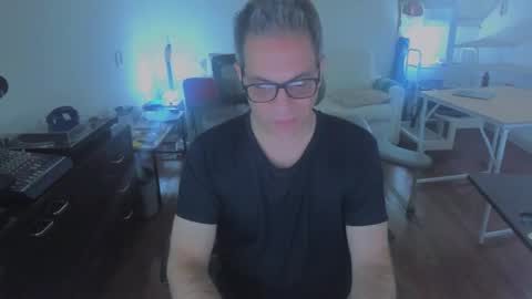 Andrew online show from February 9, 2026, 11:47 am