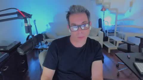 Andrew online show from July 25, 2026, 5:27 am