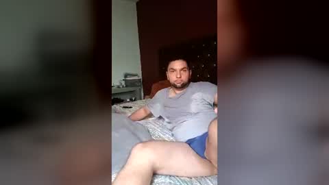 andy323566 online show from June 17, 2026, 6:53 pm